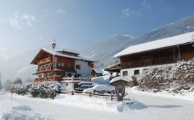Hocheggerhof - Urlaub am Kinderbauernhof