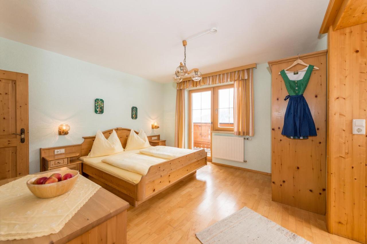 Hocheggerhof - Urlaub am Kinderbauernhof Schladming Exterior foto